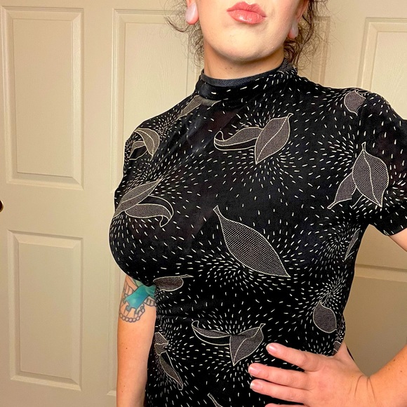 VTG Goldleaf Stretch Top - Picture 1 of 7